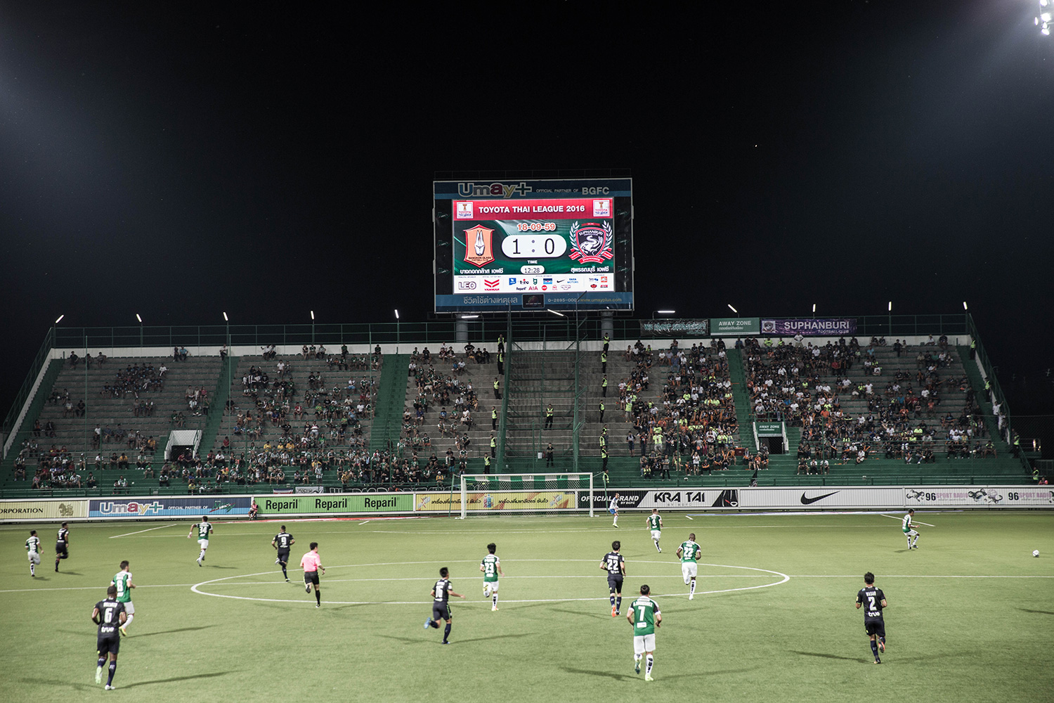 bangkokglass-vs-suphanburi-5